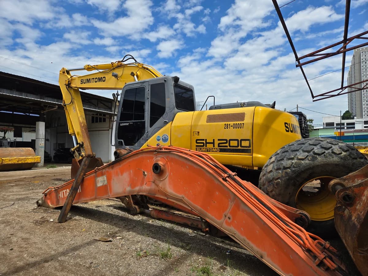 Sumitomo | Excavator | SH200-5 | Unregistered - Image 3