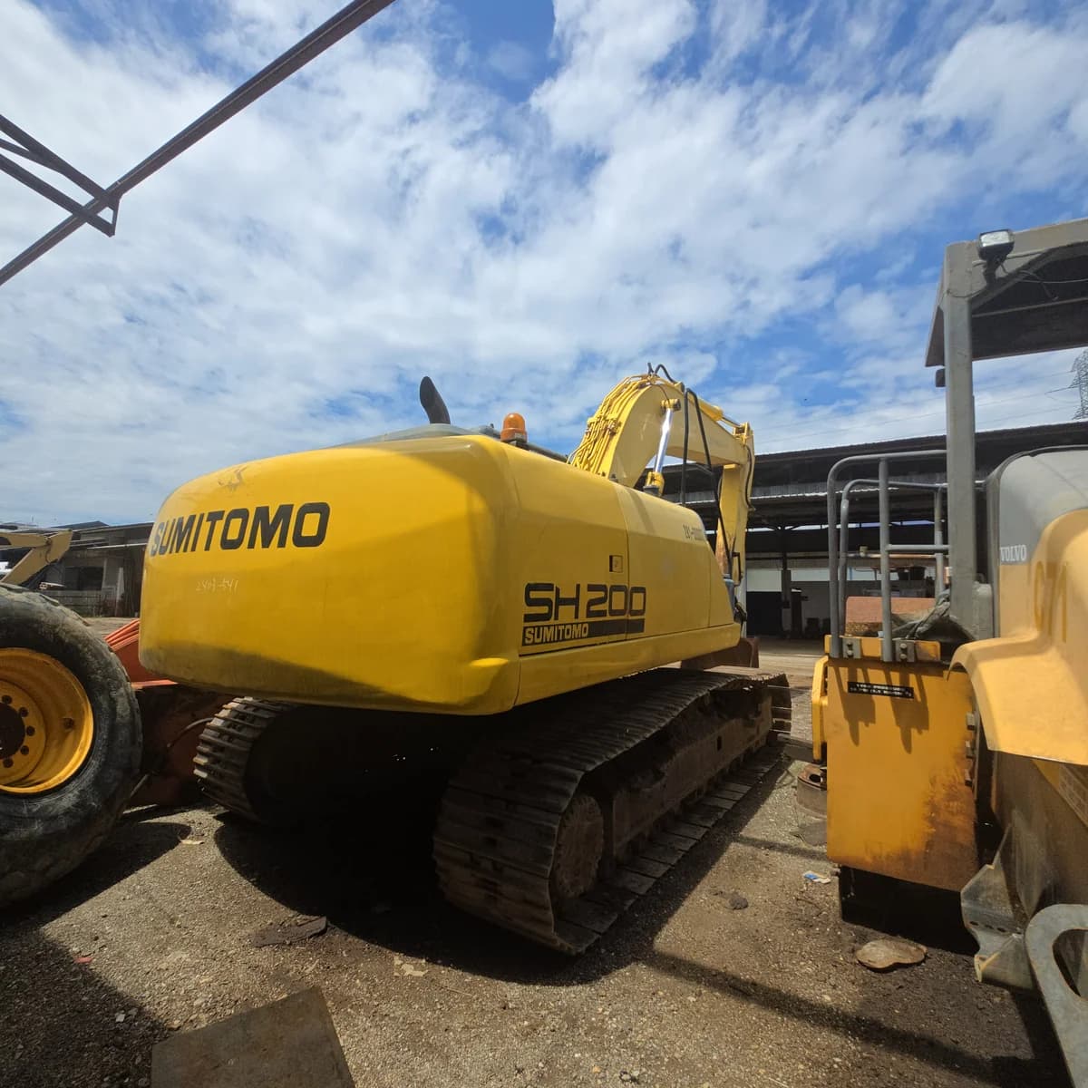 Sumitomo | Excavator | SH200-5 | Unregistered - Image 10