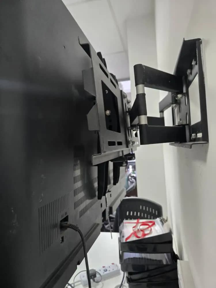 Complete Office Clearance: Printers, Monitors, TV, Copier, Freezer & More! - Image 39