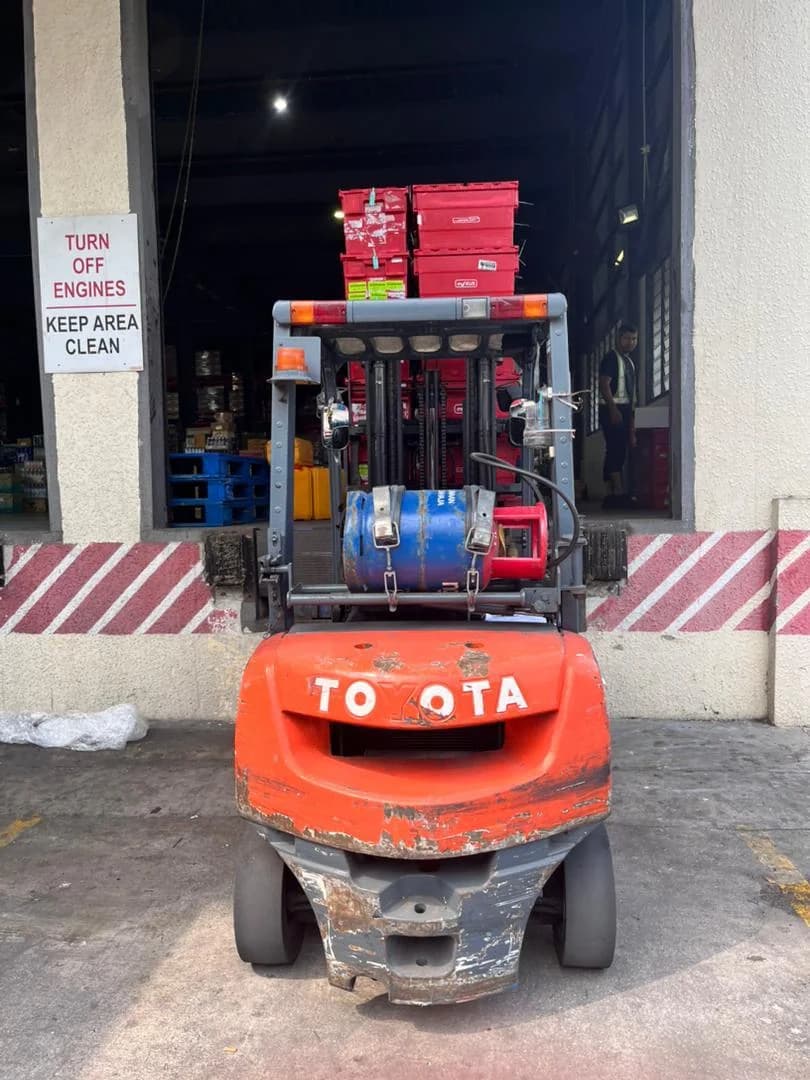 Toyota | Forklift | 32-8FG25 | 2018 | Used -- Hydraulic & Gearbox Leaking, work well! - Image 5