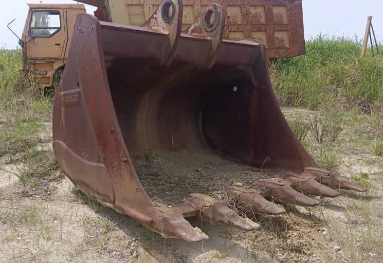 Volvo Excavator Bucket EC480DL Code 05 | Heavy Duty Used - Image 3