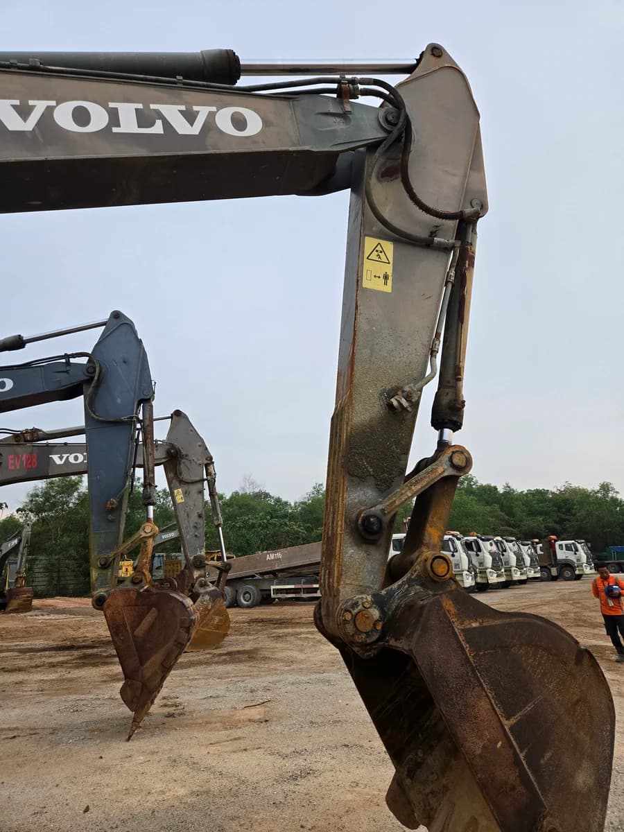 Volvo | Excavator | EC210D | 2017 | Used | EV150 - Image 17
