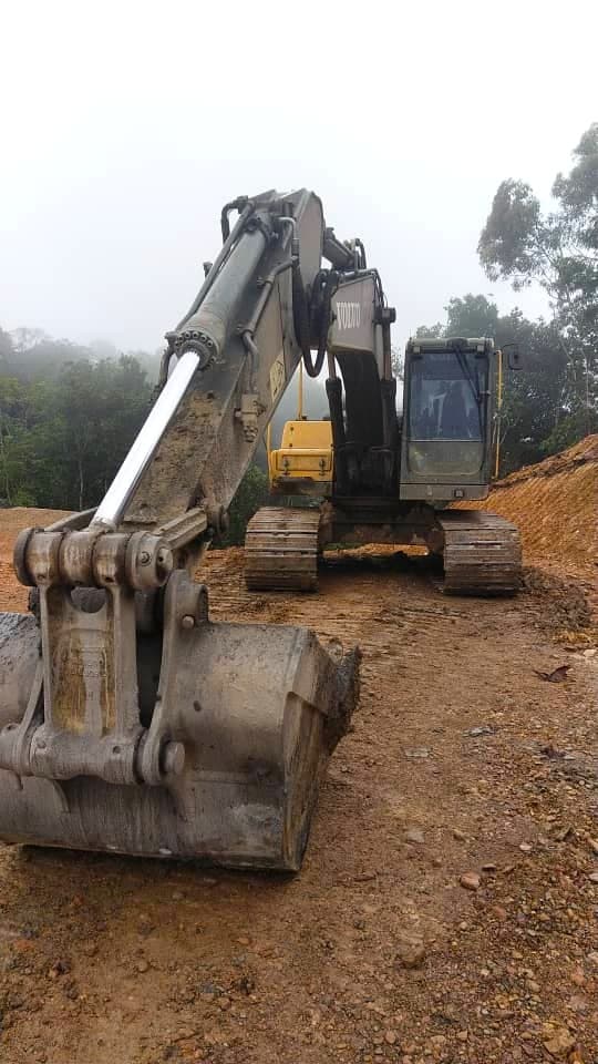 USED | Volvo EC210D 2017 Excavator | EV151