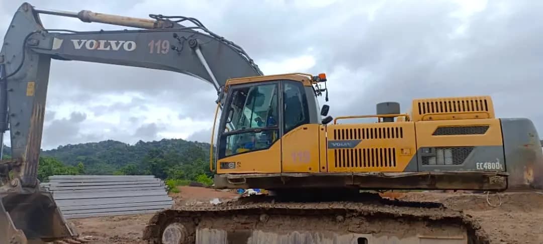 USED | Volvo EC480DL 2014 Excavator – High-Powered | EV119 - Image 3