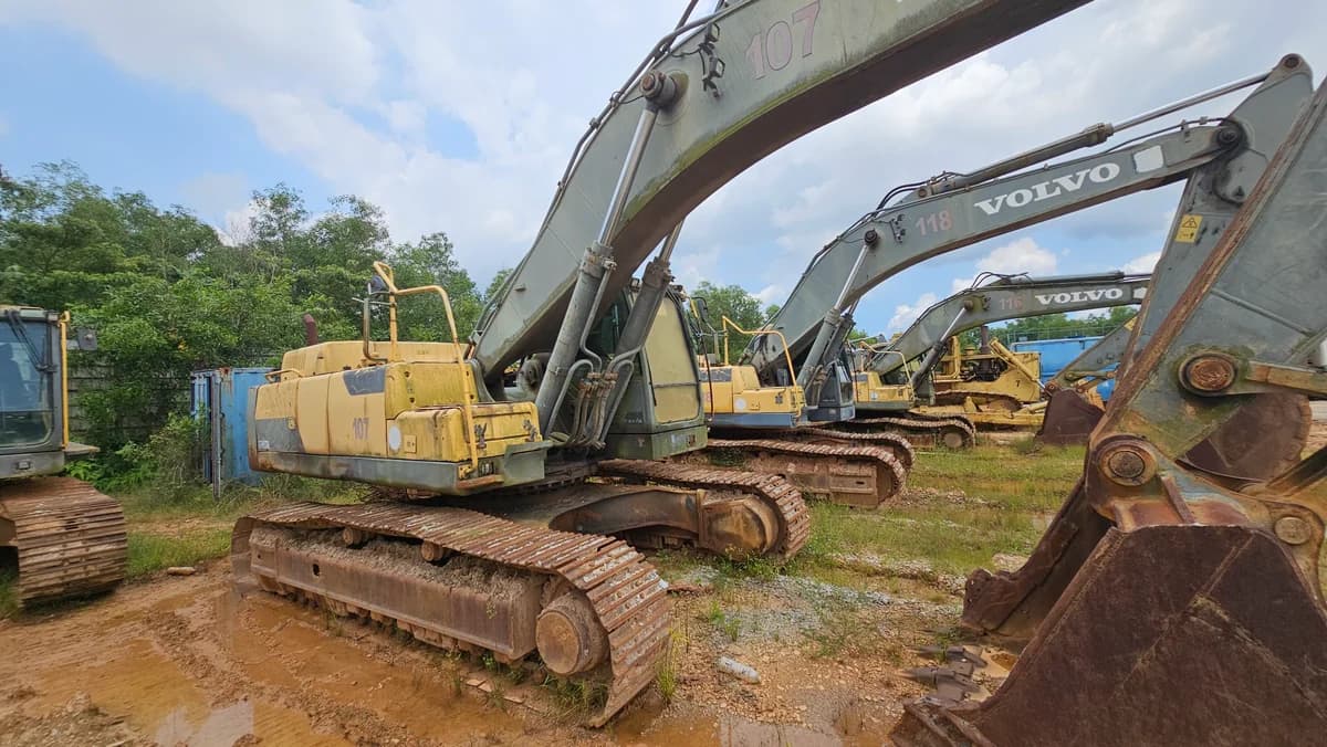 Volvo Excavator EC480DL EV107 | Used Heavy Equipment - Image 9