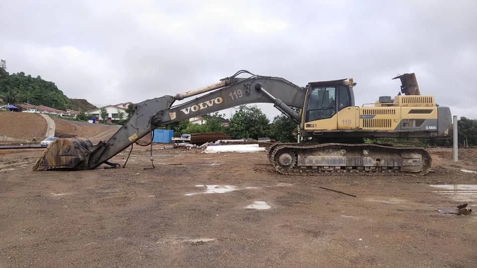 Volvo | Excavator | EC480DL | 2014 | Used | EV119 -- Under repairing shaft bucket cylinder - Image 4