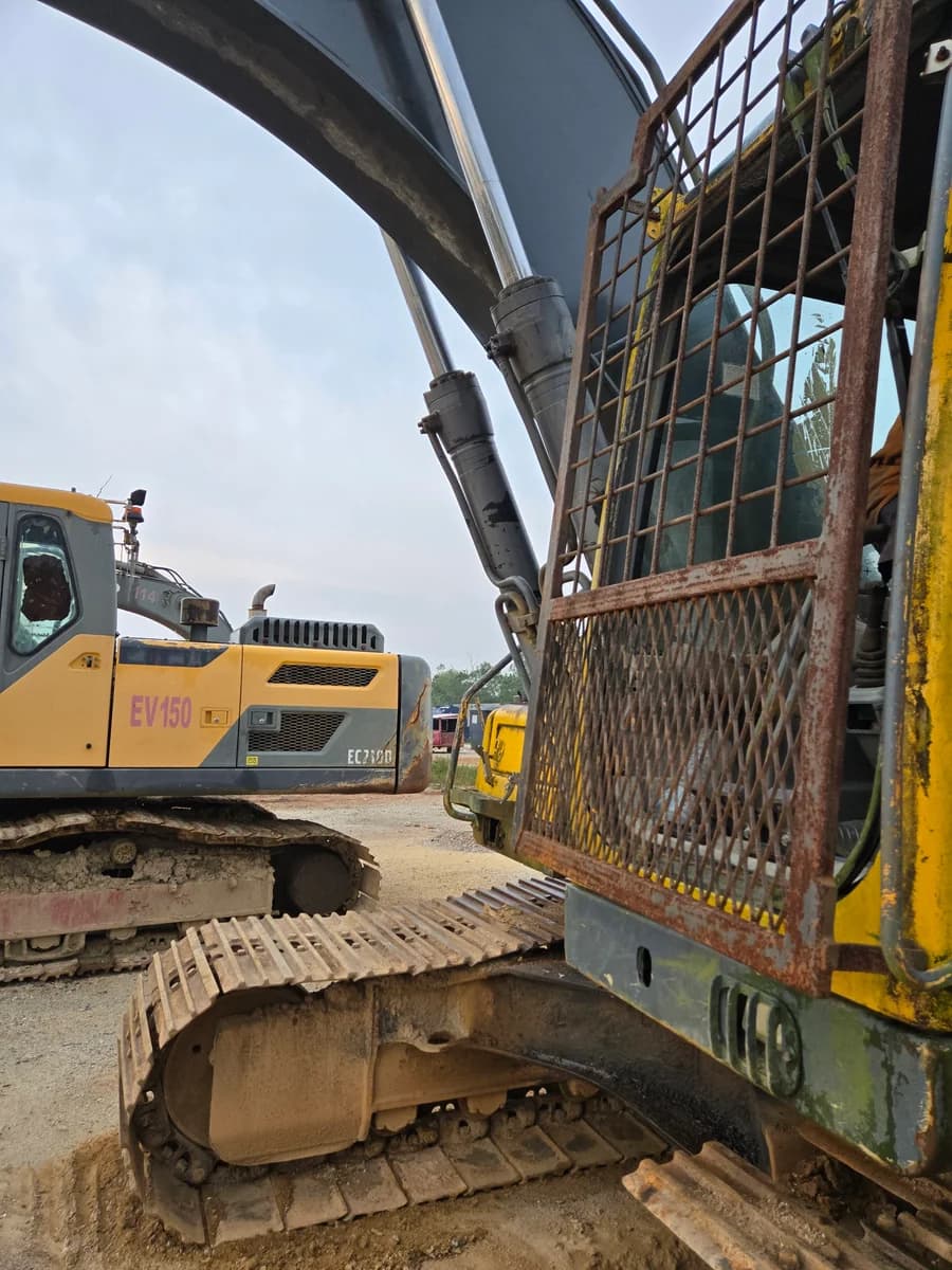 Volvo | Excavator | EC210B | Used | 2013 | EV110 - Image 20