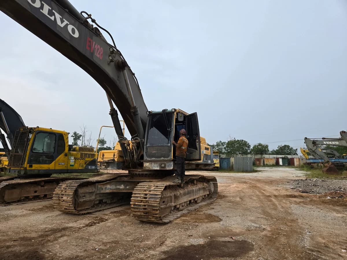 Volvo | Excavator | EC480DL | 2016 | Used | EV128 - Image 27