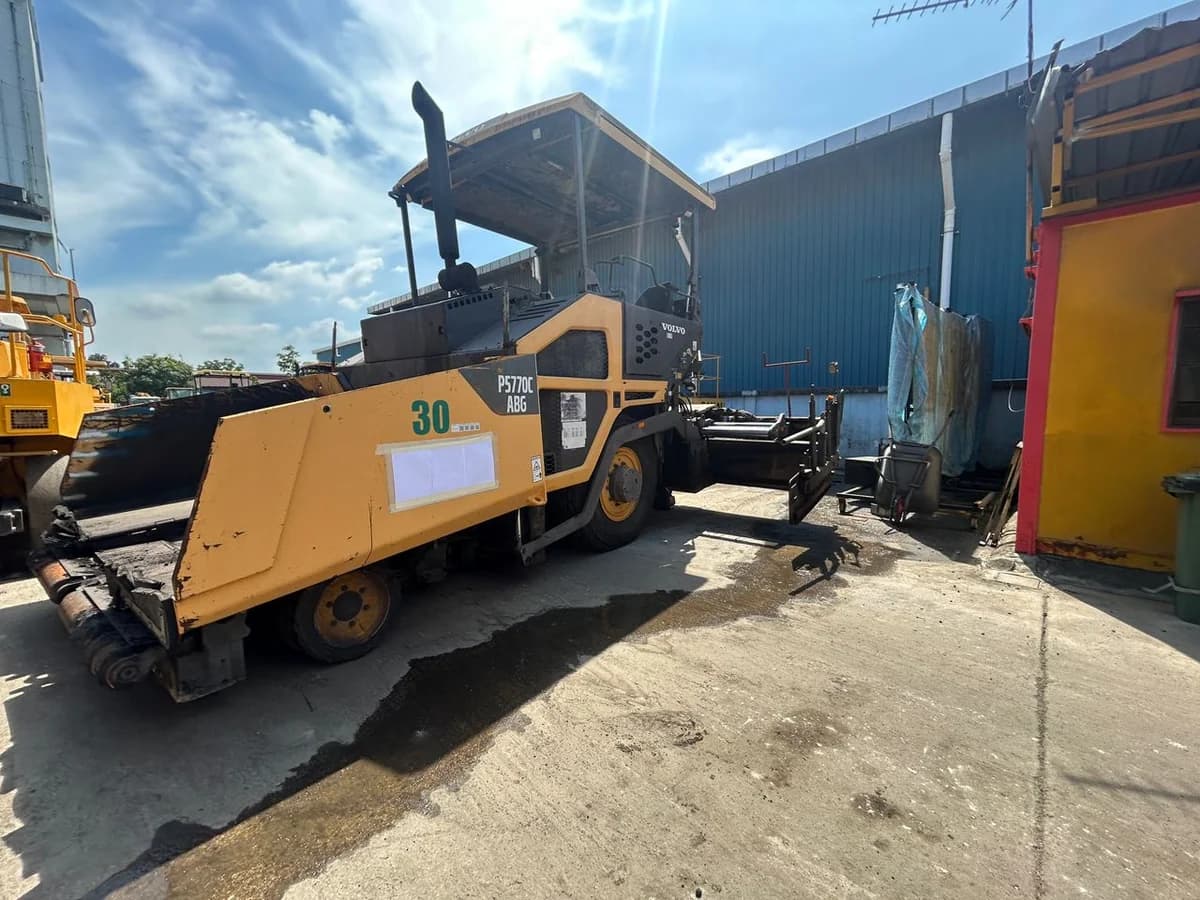 Volvo Asphalt Paver P5770C ABG | Road Paving Equipment - Image 11