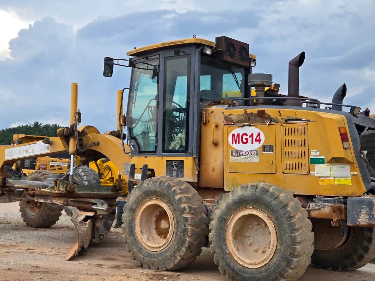 XCMG | Motor Grader | GR215 | 2017 | Used | MG14 - Image 6