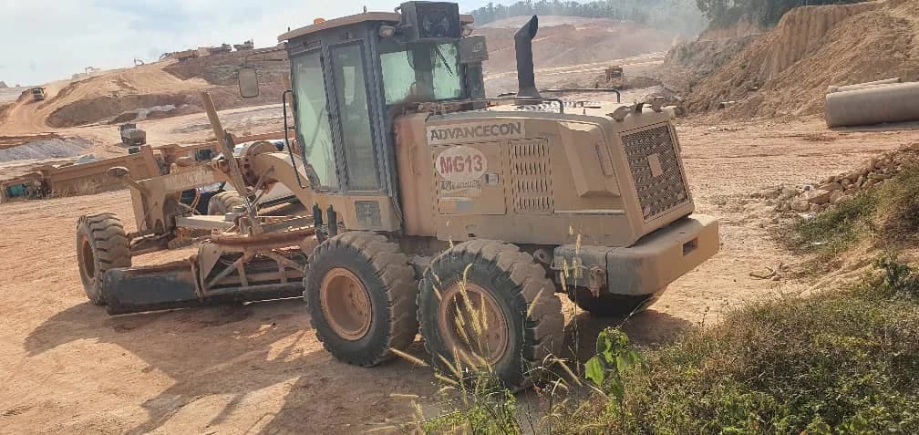 XCMG | Motor Grader | GR215 | 2017 | Used | MG13 - Image 2