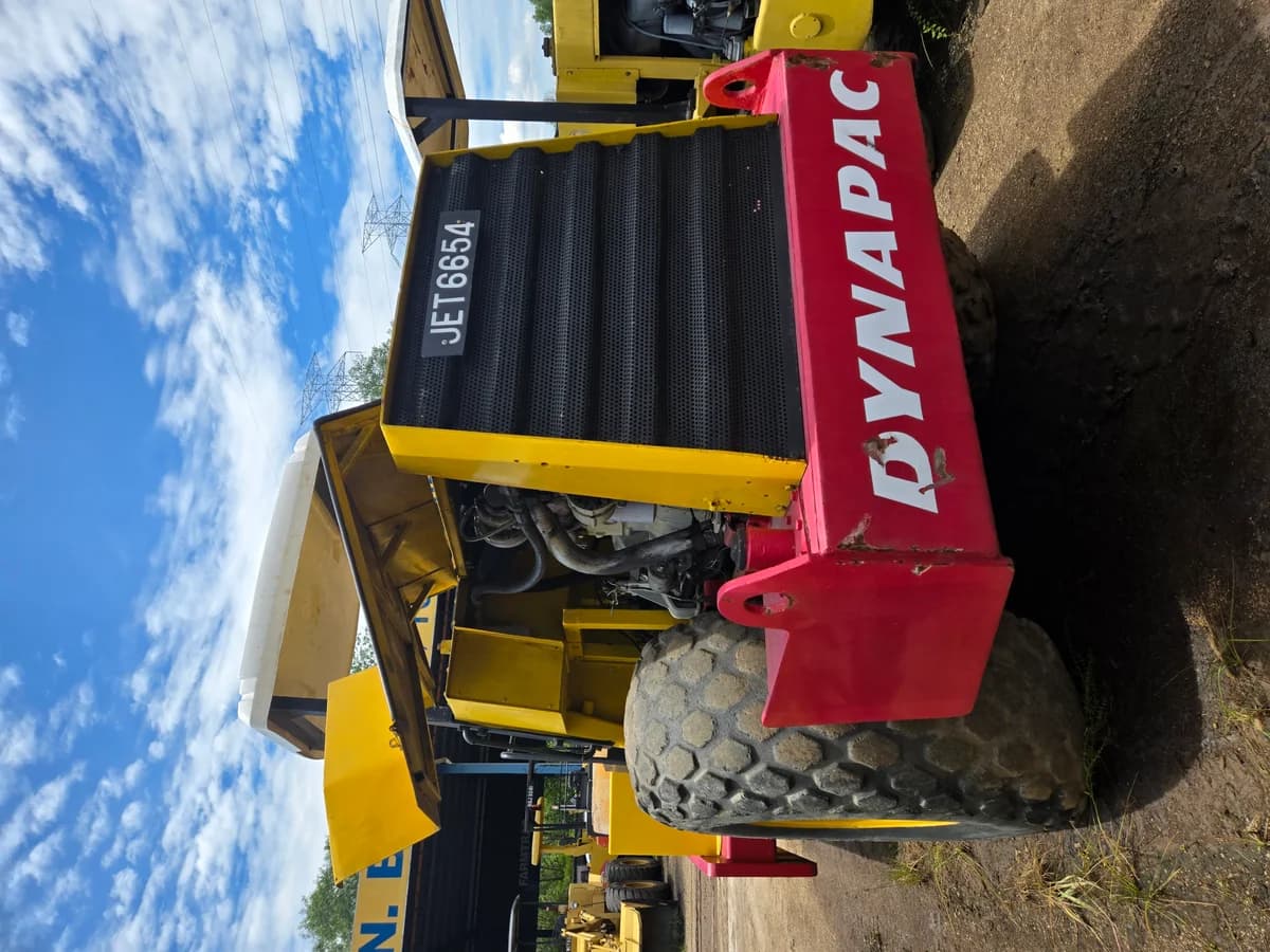 DYNAPAC | Vibratory Compactor | CA251 | 1997 | Used | JET6654 - Image 10